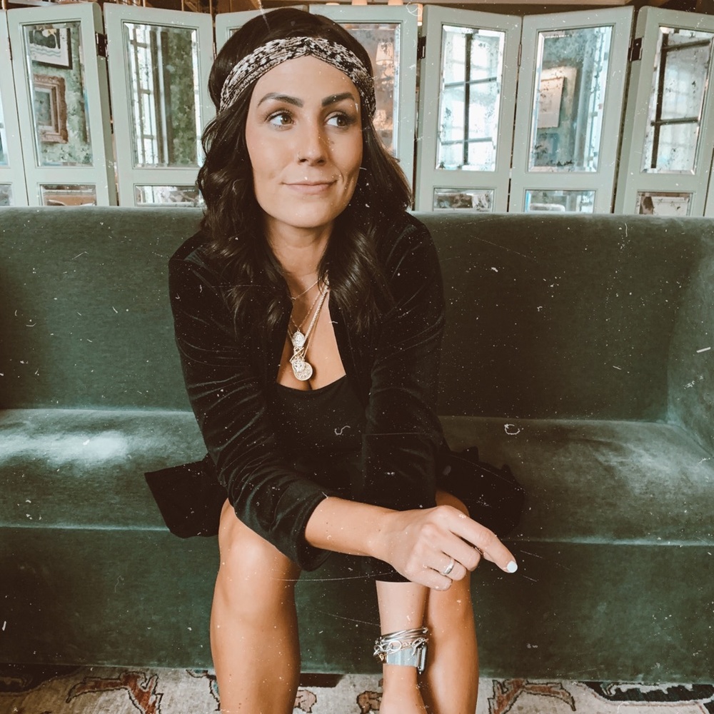 Meet your Posher, Emily